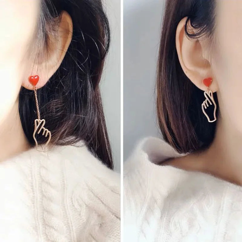 Trendy Korean Finger Heart Earring for Women Love Hand Gesture Asymmetry Stud Earrings Valentine's Day Collar Pendientes Bijoux