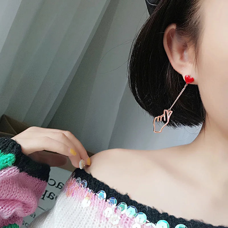 Trendy Korean Finger Heart Earring for Women Love Hand Gesture Asymmetry Stud Earrings Valentine's Day Collar Pendientes Bijoux